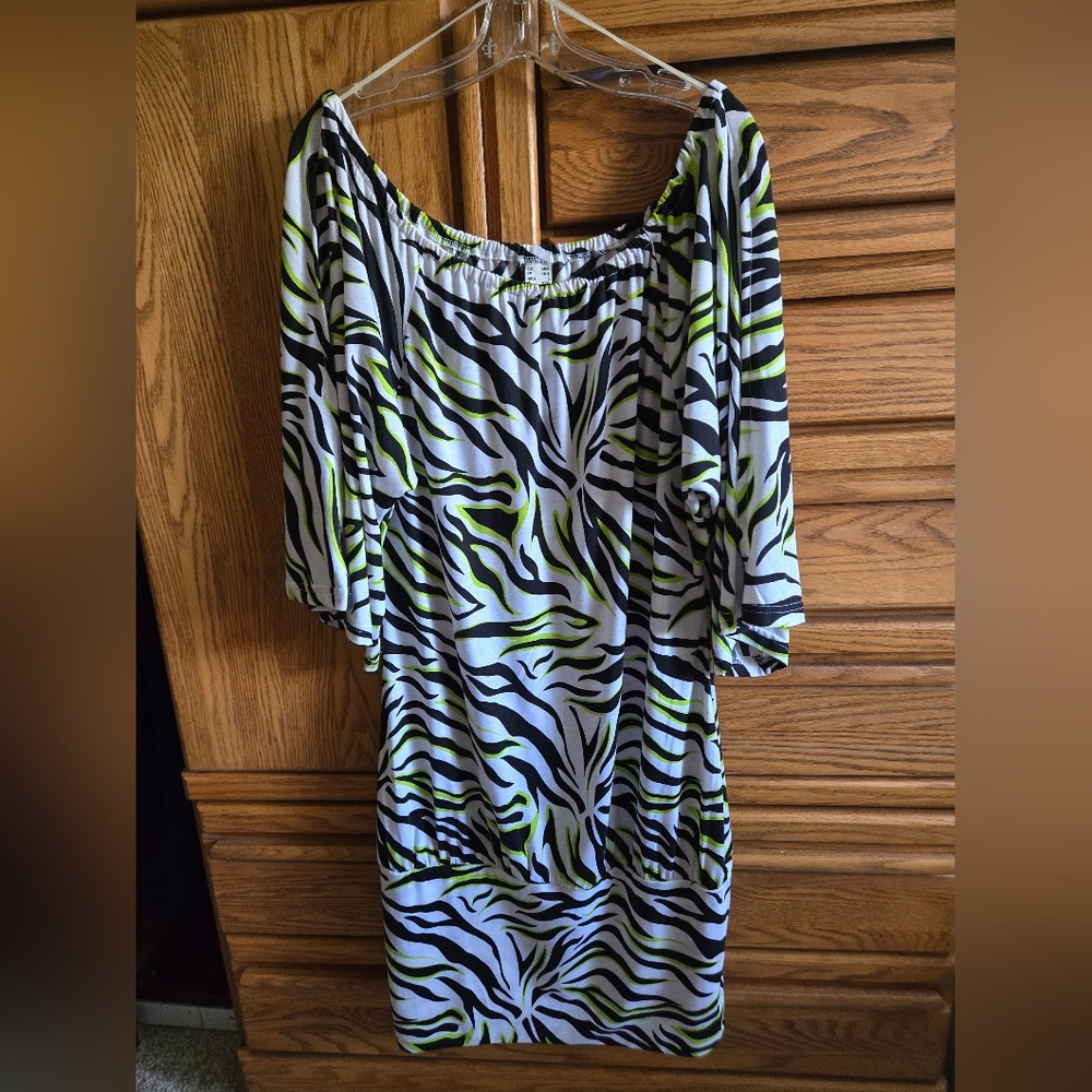 Lady Zebra Print Midi Off Shoulder 3/4 Flared SlitSleeve Tapered Bottom Sz Large